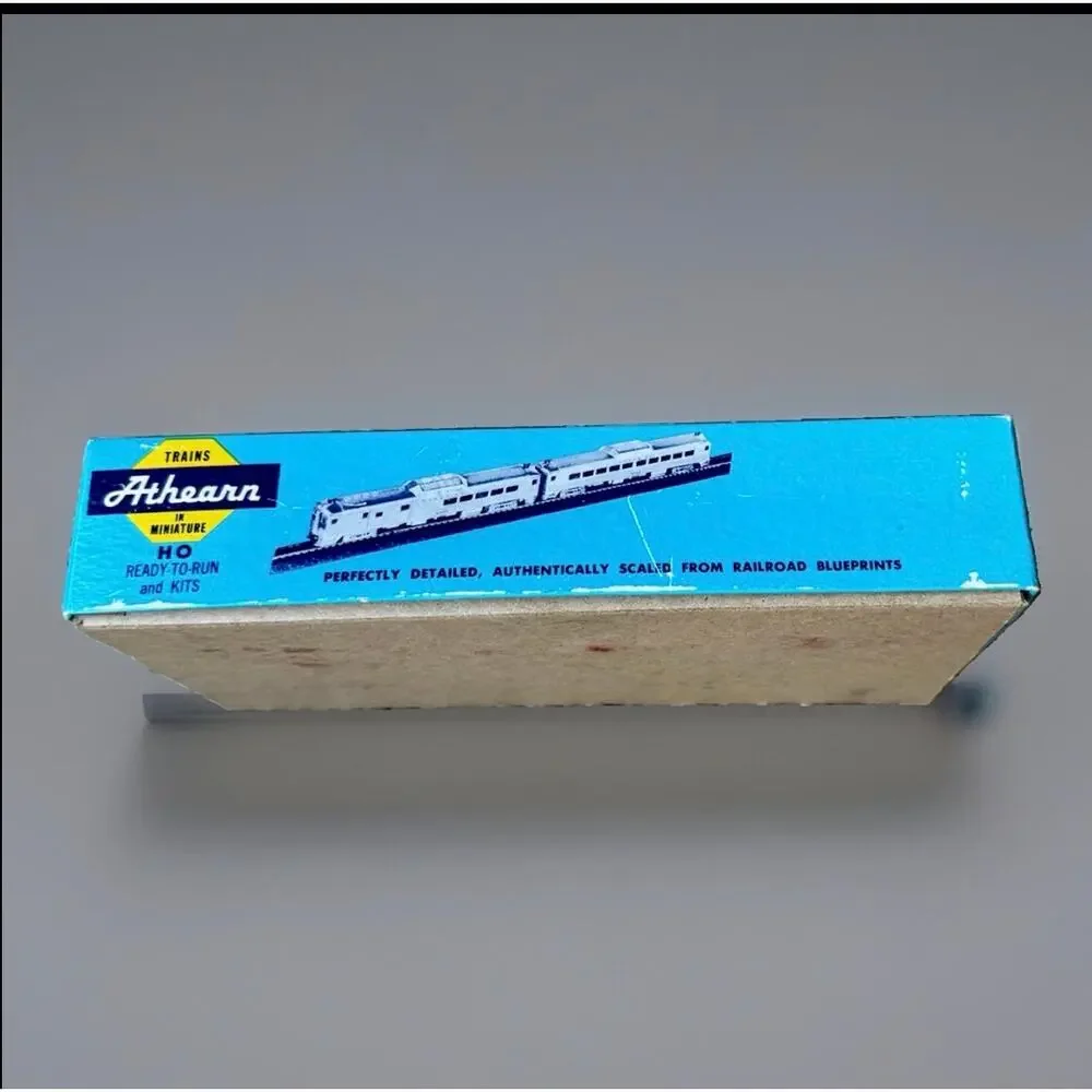 Vintage Athearn HO Scale Santa Fe F-7A Diesel Locomotive Blue Yellow Boxed
